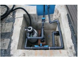 filtrace WM300 s čerpadlem v bazénové šachtě